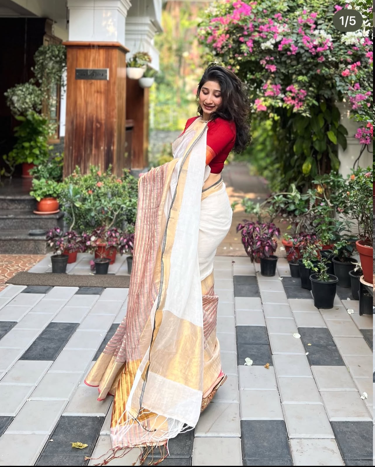 Off-White Linen with Golden Zari Border  Saree